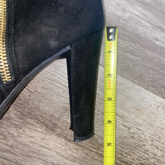 Stuart Weitzman Women’s Tall Black Suede Boots size 8.5 - Picture 8 of 11